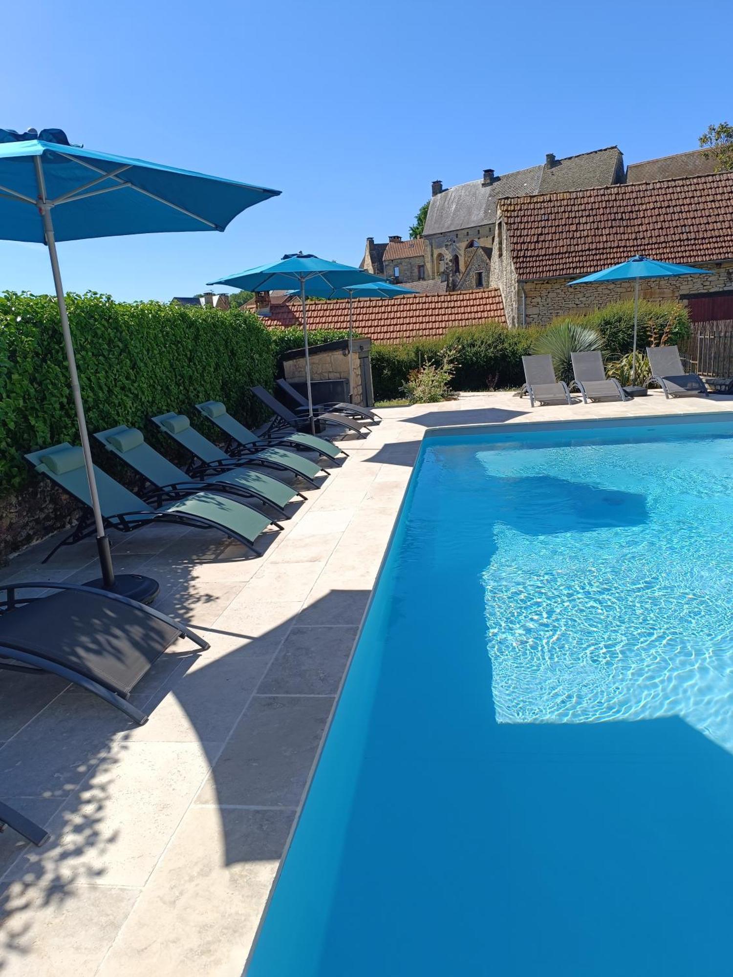 Le Clos De La Musardise - Gites De Charme Avec Piscine Chauffee Salignac Eyvigues Exterior photo